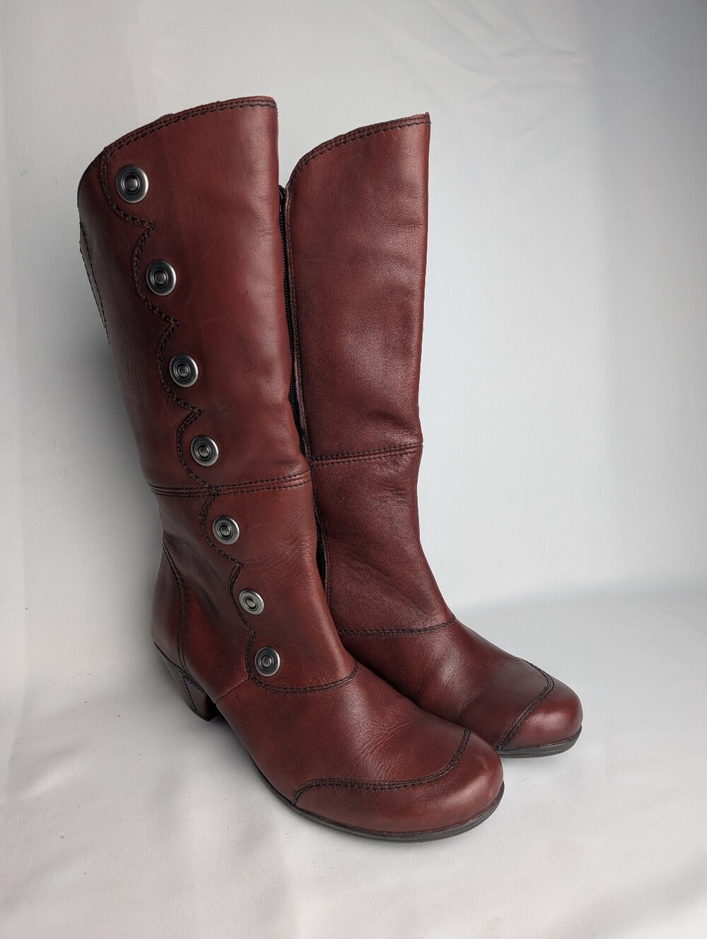 REIKER REMONTE Women Boots Heels Red Color Size 37 = 6, 6.5 US leather Side Zips